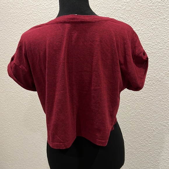 Red crop top tee - Picture 2 of 4